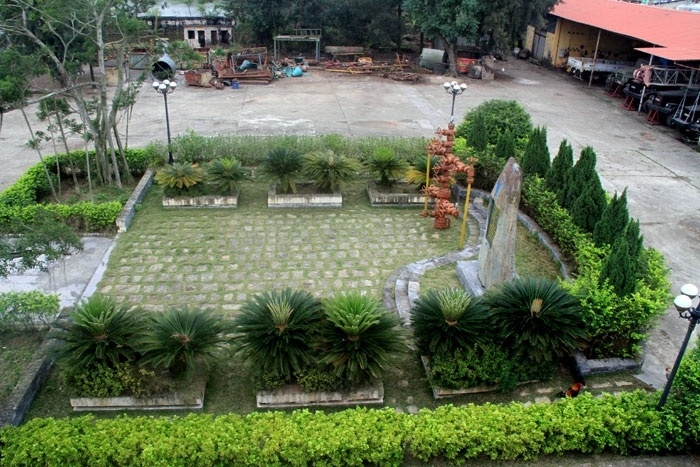 GK 61 và giàn xử lý khí đầu tiên của ngành Dầu khí Việt Nam.