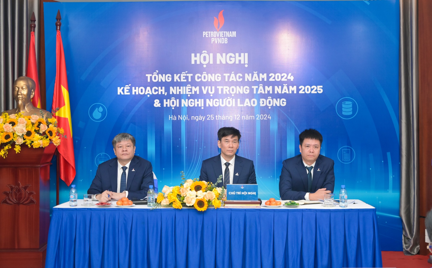 Đoàn Chủ tịch điều hành Hội nghị