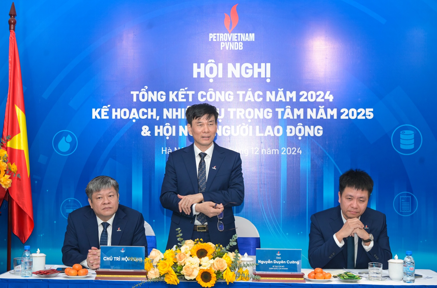 Giám đốc PVNDB Nguyễn Duyên Cường trả lời các kiến nghị của NLĐ PVNDB